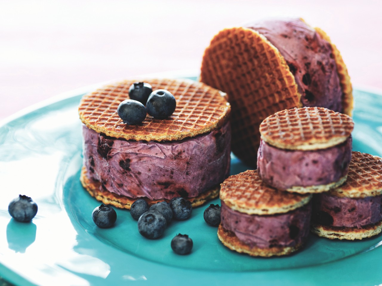 Blueberry ice cream sandwiches with caramel wafers